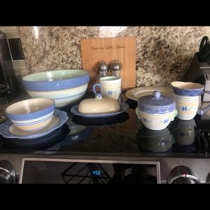 Beautiful 47 Pfaltzgraff dinnerware